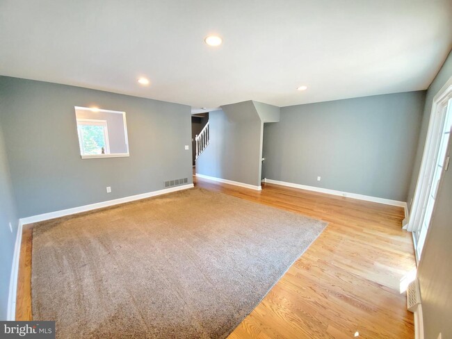 Foto del edificio - 5139 W Woodmill Dr