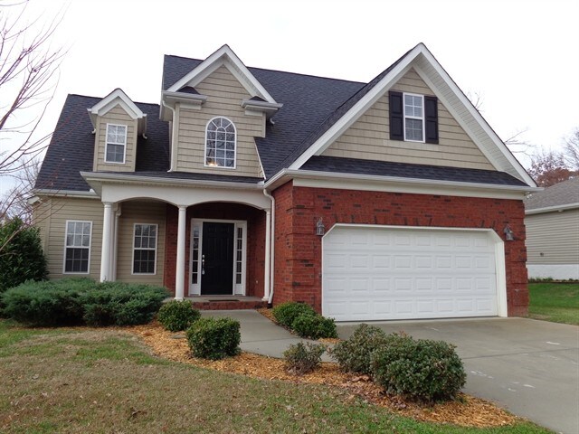 Foto principal - 6827 Harvest Grove Lane