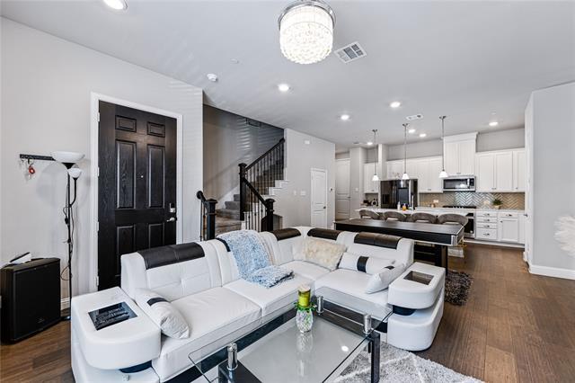 Foto del edificio - 4412 Grady Ln