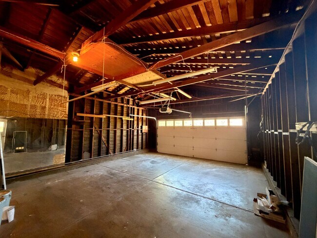 Foto del edificio - 3 bed 2 bath Available in San Jose! | $4,395