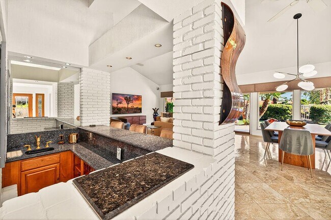 Foto del edificio - 45668 Pueblo Rd