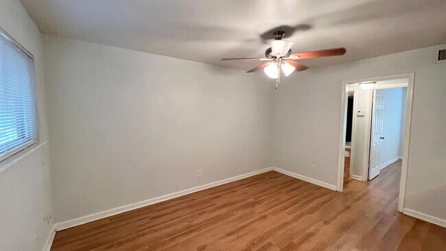 Foto del edificio - 2301 Ohlen Rd