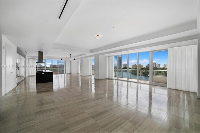Foto del edificio - 4701 Meridian Ave