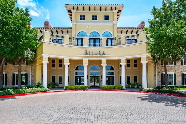 Building Photo - Allura Las Colinas