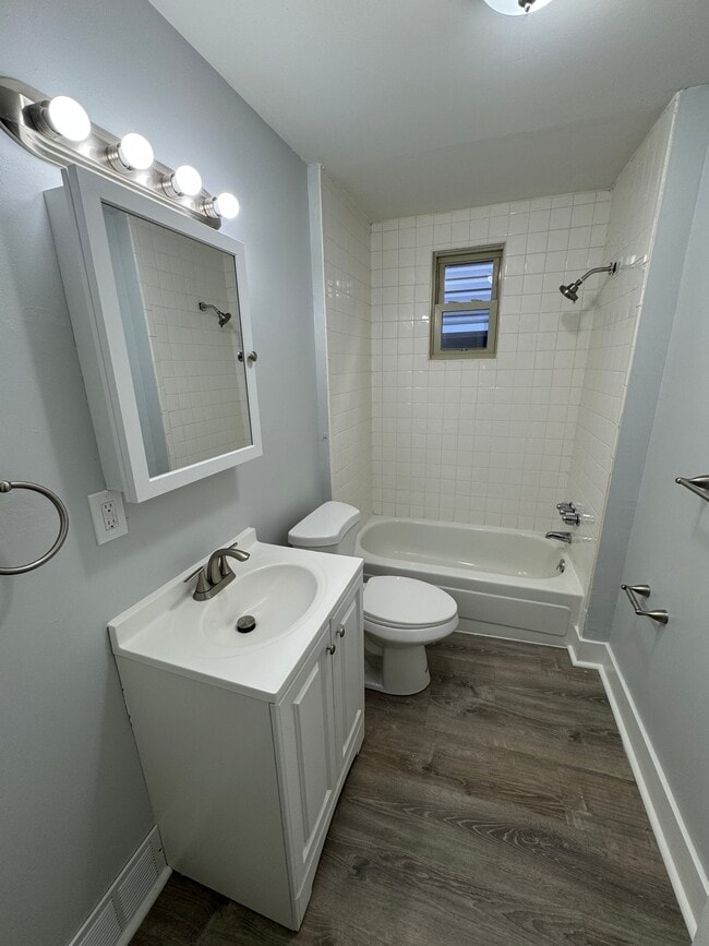 Foto del edificio - 363 Woodruff St