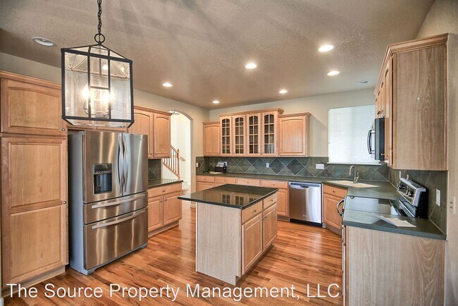 Building Photo - 3 br, 3.5 bath House - 5414 Northern Light...