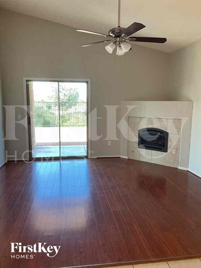 Foto del edificio - 7718 W Sombrero View Ln