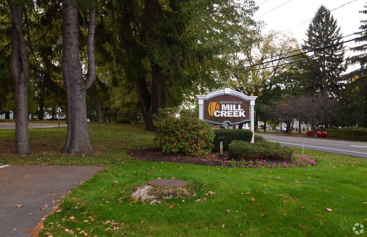 Mill Creek Apartments East Greenbush, NY