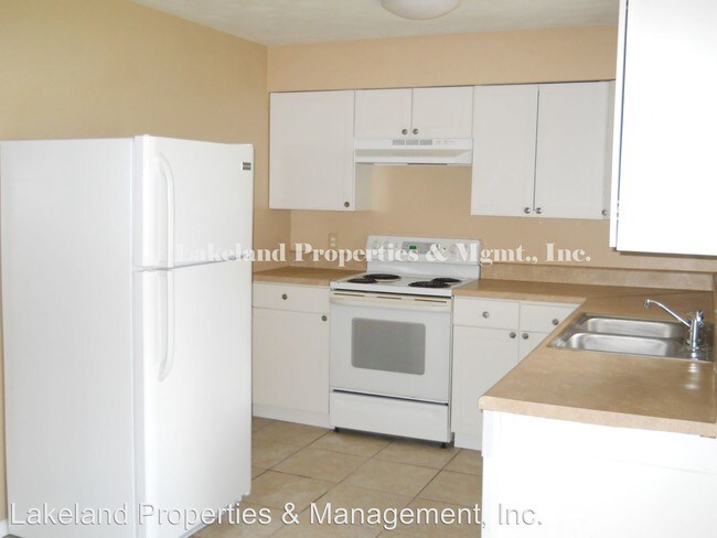 Building Photo - 3 br, 2 bath House - 2245 SW Avenue C