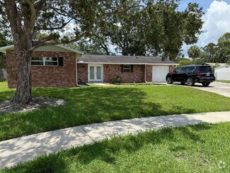 Building Photo - 8401 Blackstone Ct