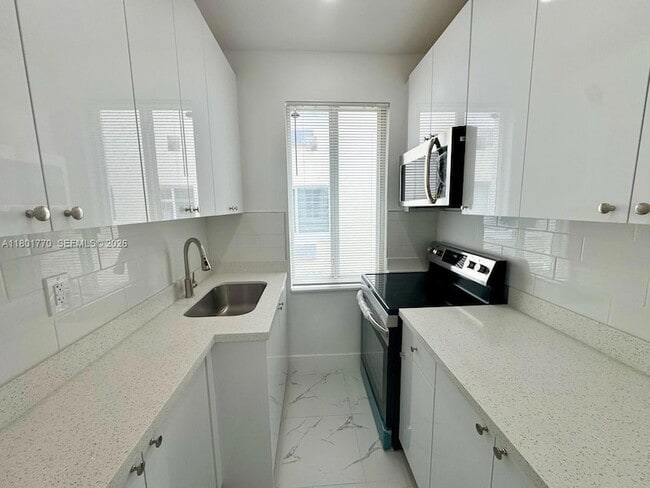 Photo - 856 SW 6th St Apartment