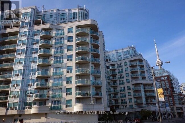 Building Photo - 600-600 Queens Quay W