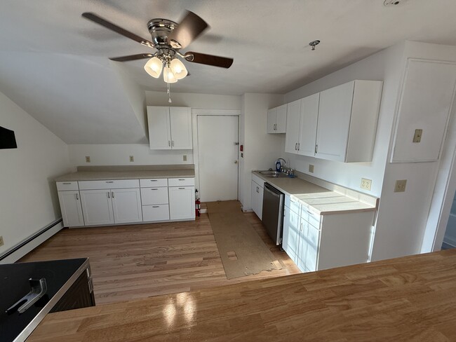 Building Photo - 62 South St