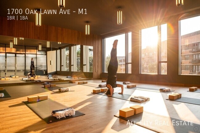 Foto del edificio - 1700 Oak Lawn Ave