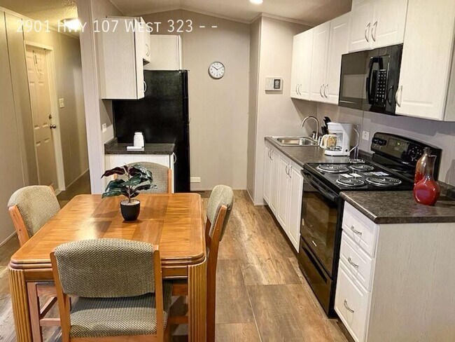 Foto del edificio - 2901 Hwy 107 West 323--