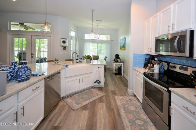 Building Photo - 508 S Parke View Dr