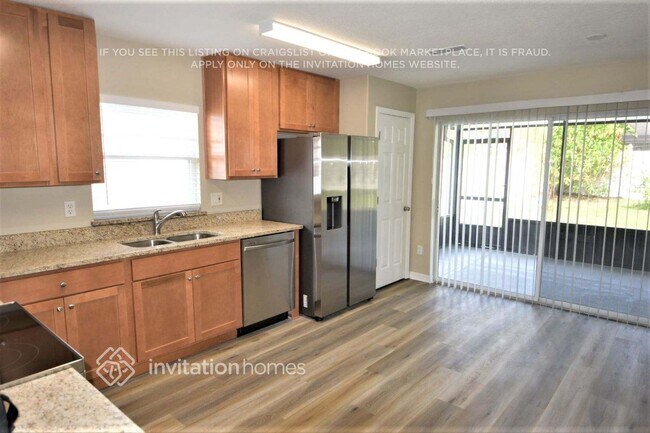 Foto del edificio - 2543 Dwyer Ln