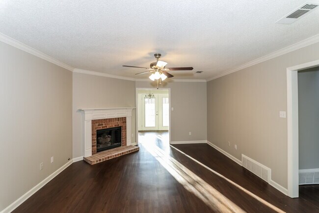 Foto del edificio - 1515 Cider House Ln