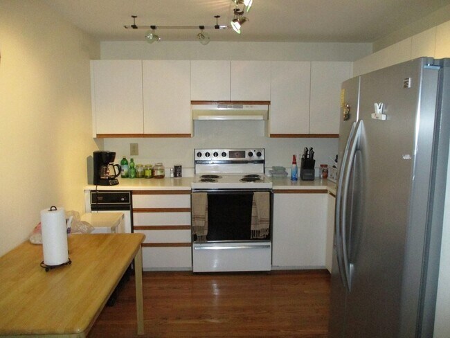 Foto del edificio - 3920 Mystic Valley Pkwy