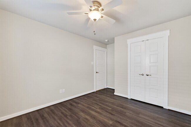 Foto del edificio - 12322 Sabine Point Dr