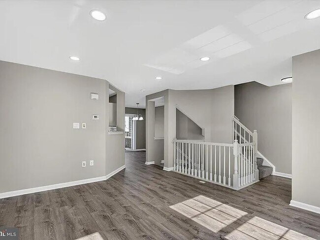 Building Photo - 22989 Whitehall Terrace