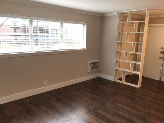 Photo - 3619 Garrott St Apartment