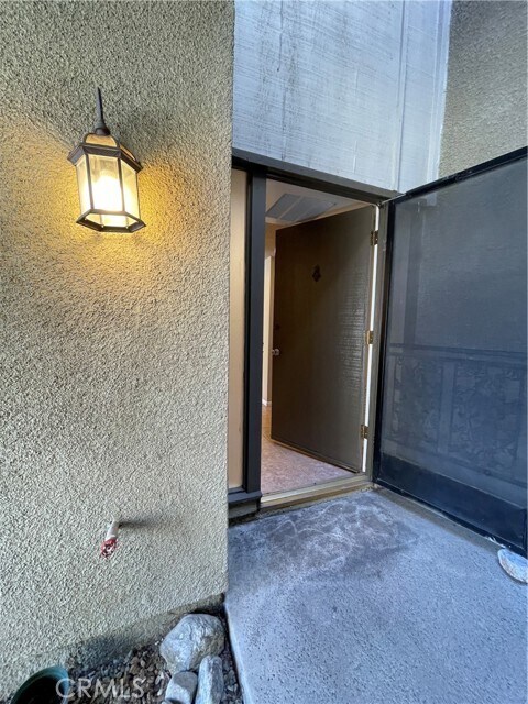 Foto del edificio - 3625 Towne Park Cir