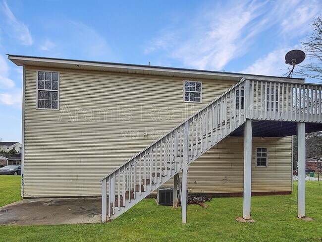 Foto del edificio - 533 Dove Way