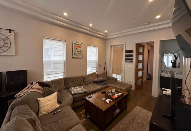 Foto del edificio - 24 Washburn St