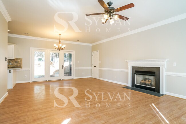 Photo - Enjoy Relaxation & Sophistication in this ... House