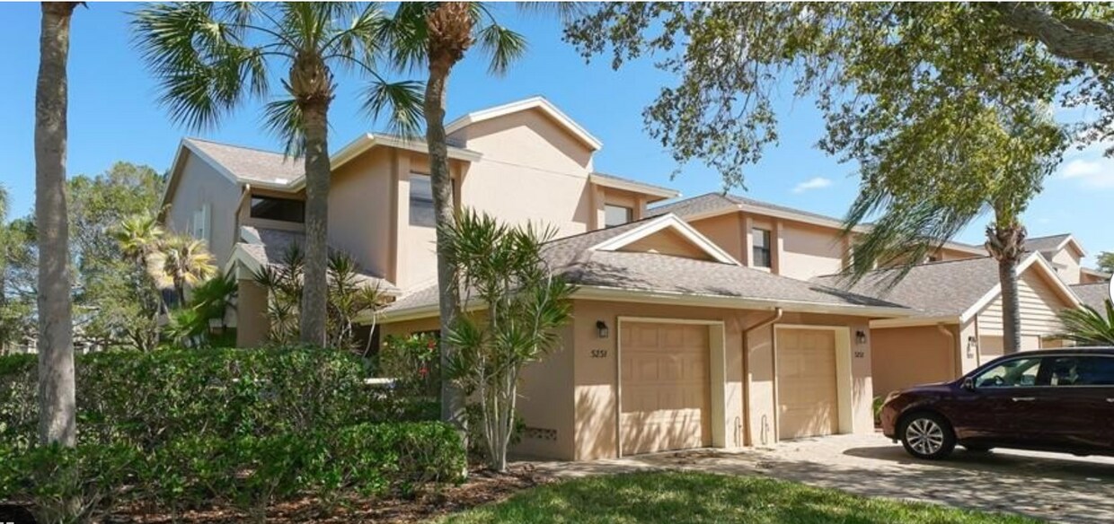 5251 Heron Way, Sarasota, FL 34231 Townhome Rentals in Sarasota FL
