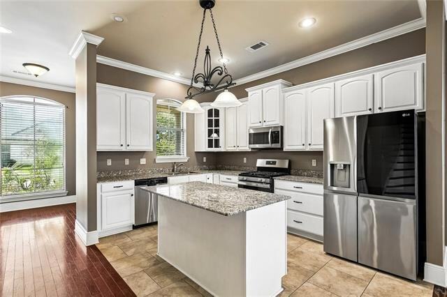 Foto del edificio - 350 Palmer Ct