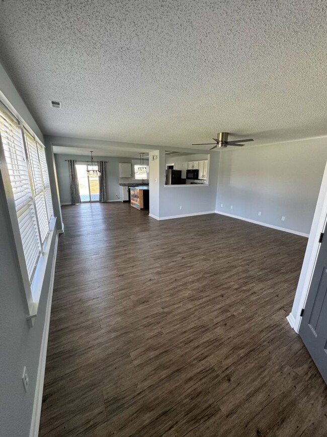 Building Photo - Move-In Ready Corner Lot Gem with Modern U...