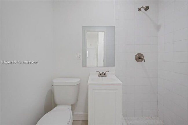 Foto del edificio - 2810 NE 60th St