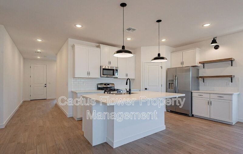 Primary Photo - 3056 W Bent Tree Dr