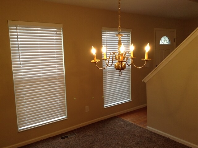 Building Photo - 2401 Oaktree Place