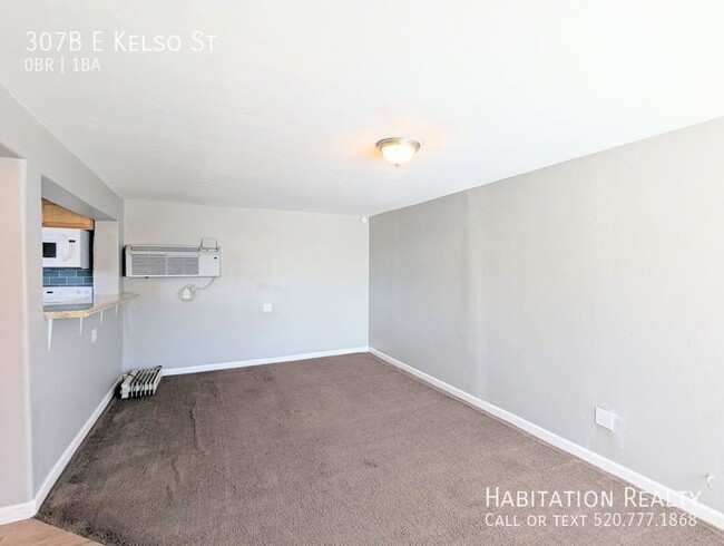 Building Photo - Remodeled Studio w/ an Enclosed Yard at Ke...