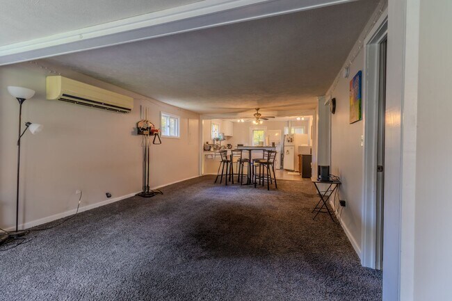 Foto del edificio - Lakeside Retreat on Duck Lake Peninsula