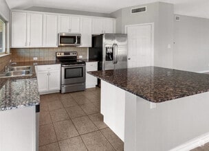 Building Photo - 8029 Mountain Knoll Ct
