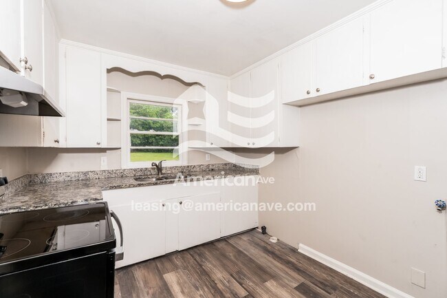 Building Photo - 2659 Pauladale Dr