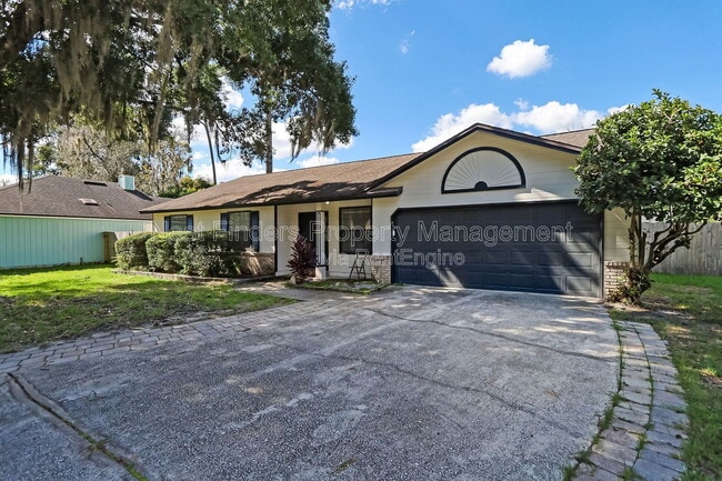 Foto del edificio - 10460 Roxbury Ln