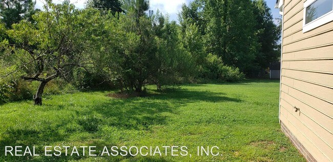 Foto del edificio - 3 br, 2 bath House - 6 Blake Court