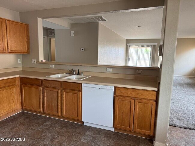 Building Photo - 3110 S 100th Ln