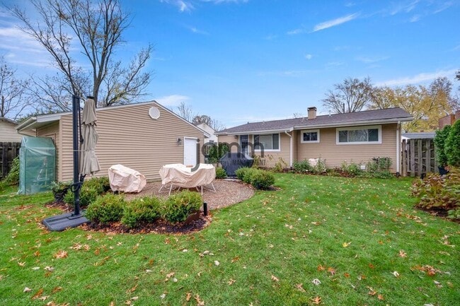 Foto del edificio - 268 Edgewood Dr