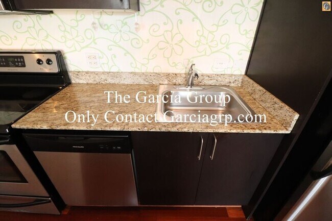 Foto del edificio - 111 SW Harrison St