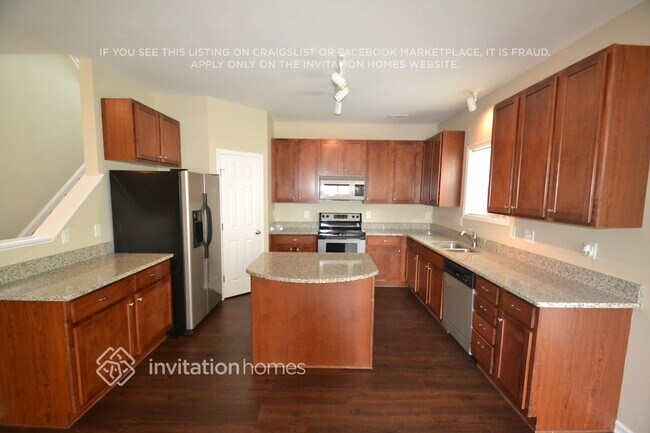 Building Photo - 4111 Panther Creek Pkwy
