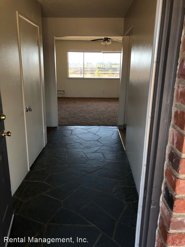 Foto del edificio - 4 br, 2.5 bath House - 2029 E. Bellevue Road