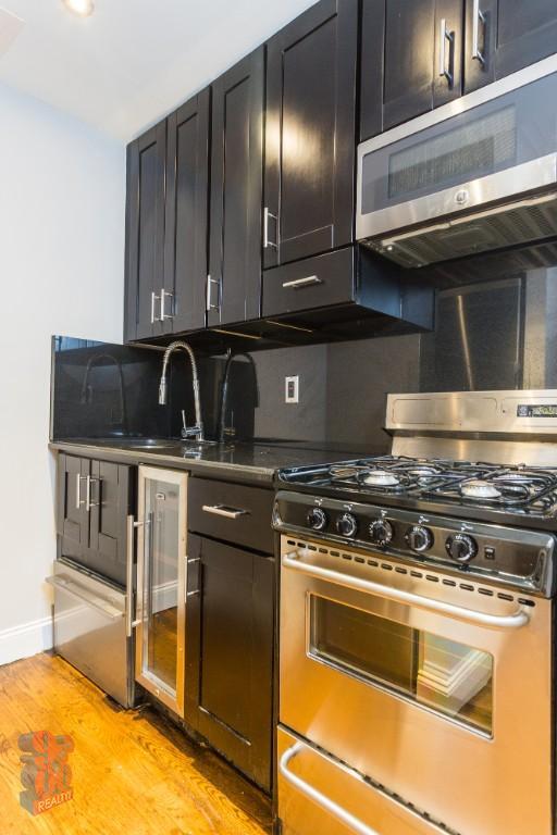 Foto del edificio - 437 W 53rd St
