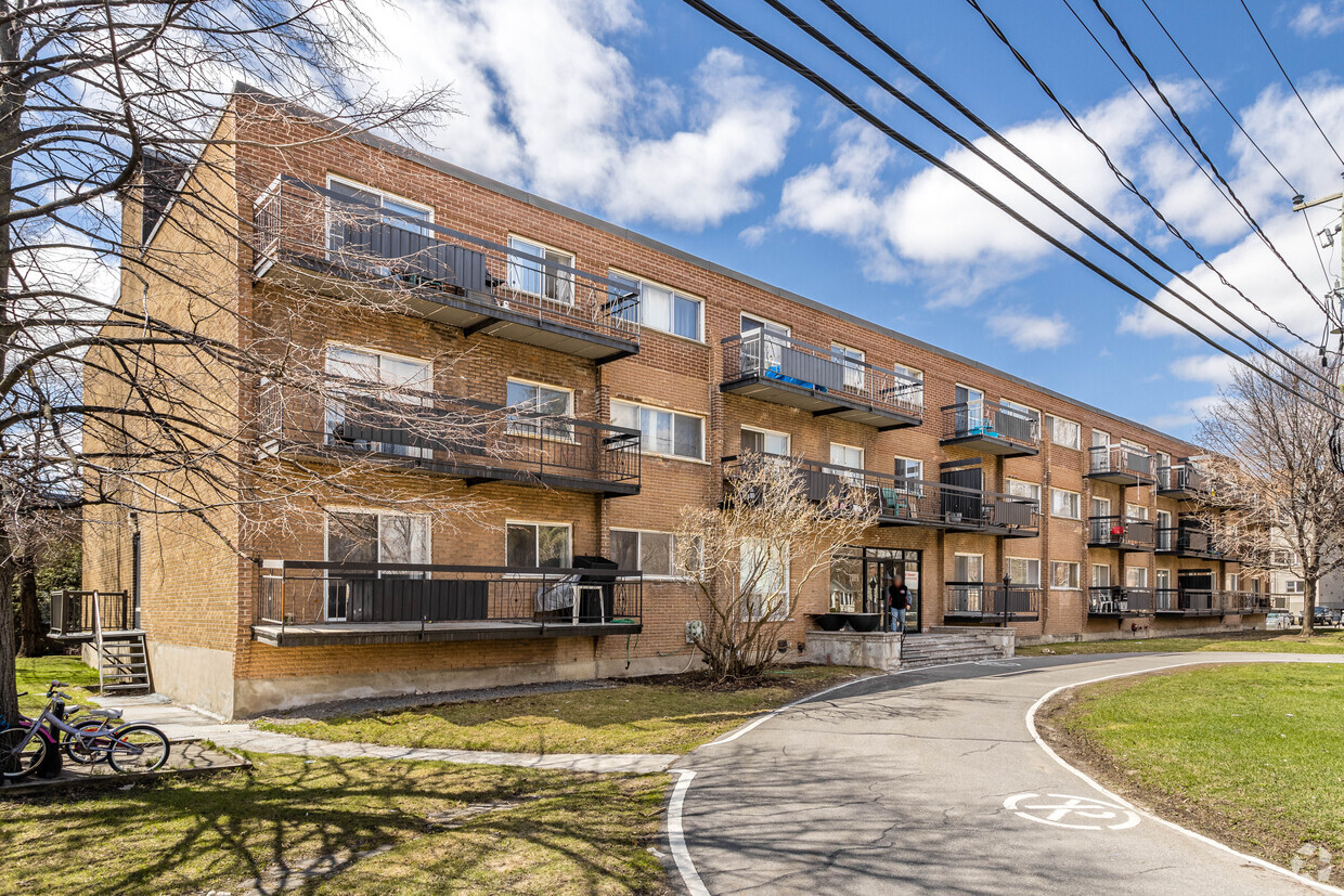 Photo principale - 2300 St Grenet