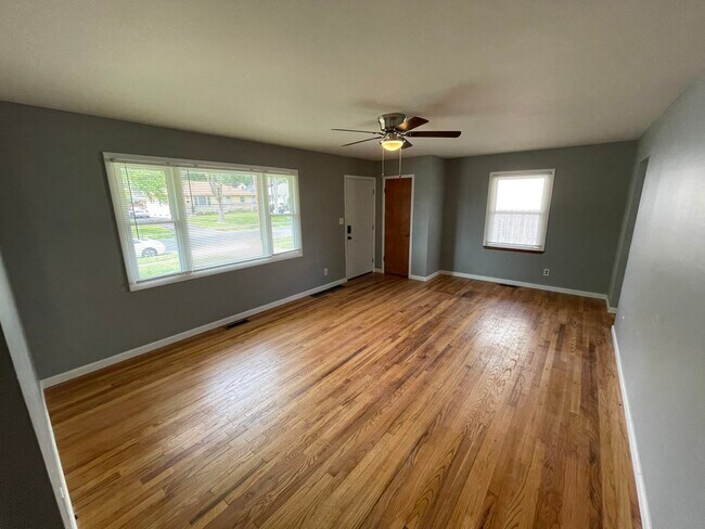 Foto del edificio - 3588 Oaklawn St